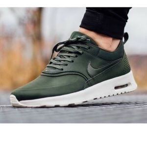 nike air max thea green olive